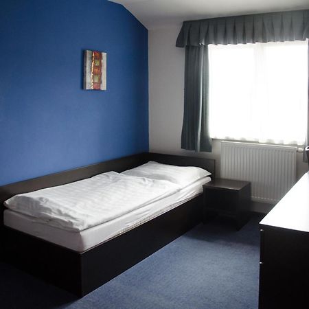 Garni Hotel Fellini Жьяр-над-Гроном Номер фото
